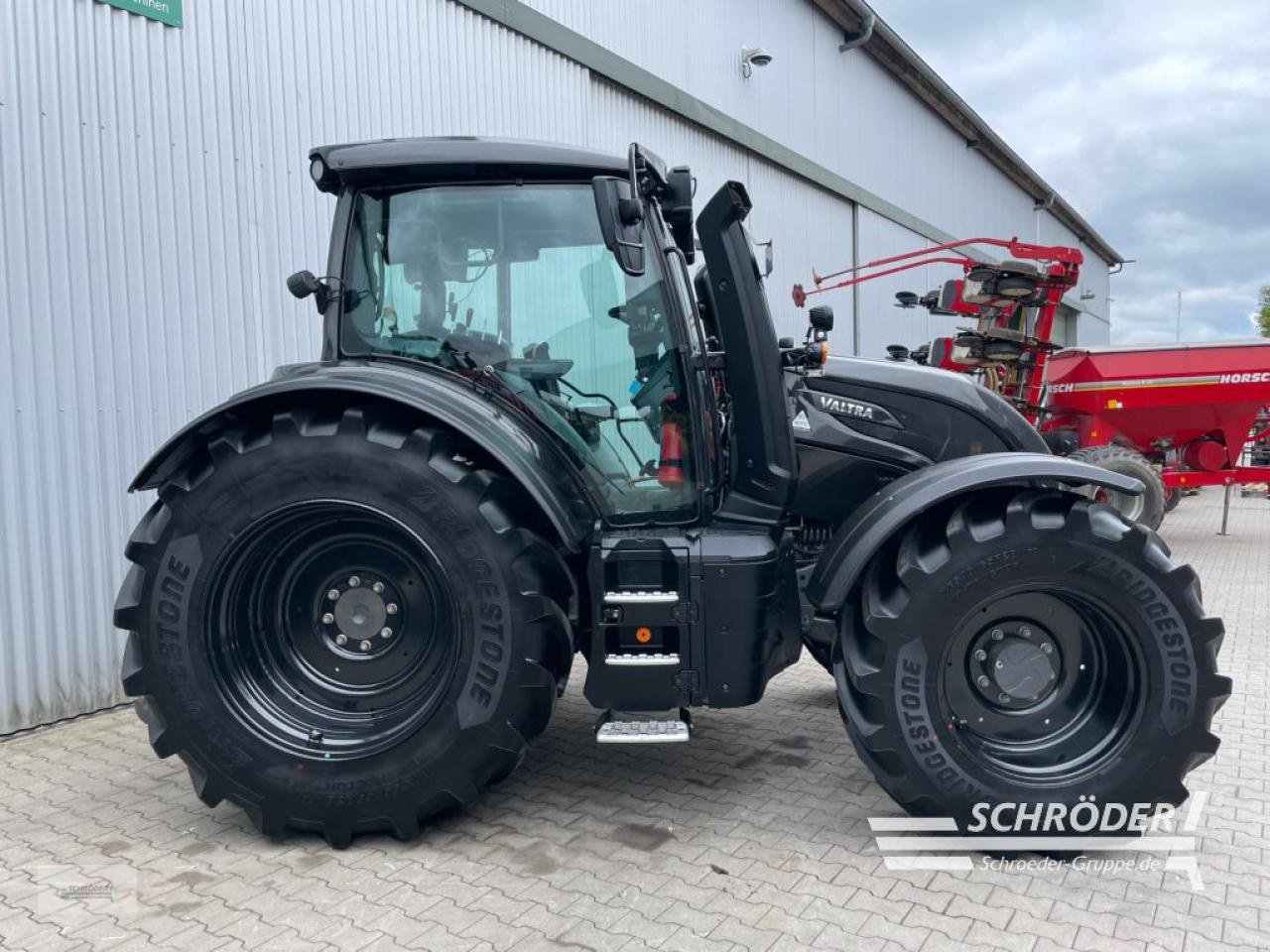 Traktor Türe ait Valtra N 175 A | RÜFA, Gebrauchtmaschine içinde Wildeshausen (resim 12)